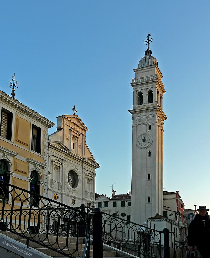 campanile et église de San Giorgio dei Greci à Venise