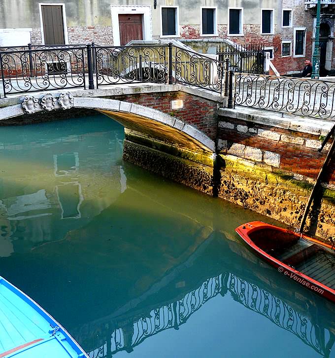 ponte Pasqualigo rio de santa maria formosa à Venise