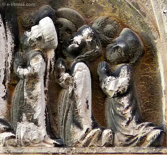 Saint Etienne Scuola Santo Stefano o dei Laneri Lainiers à Venise fidèles agenouillés