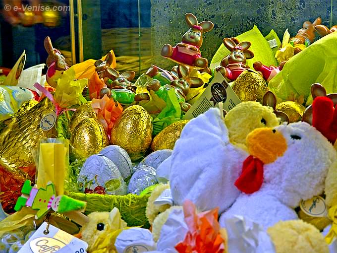 œufs de Pâques et lapins en chocolat à Venise