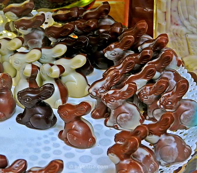 lapins de Pâques en chocolat à Venise