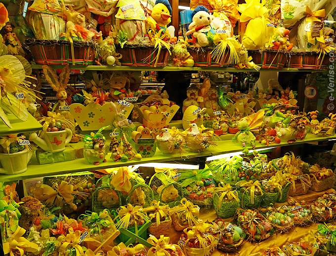 oeufs et lapins de Pâques à Venise