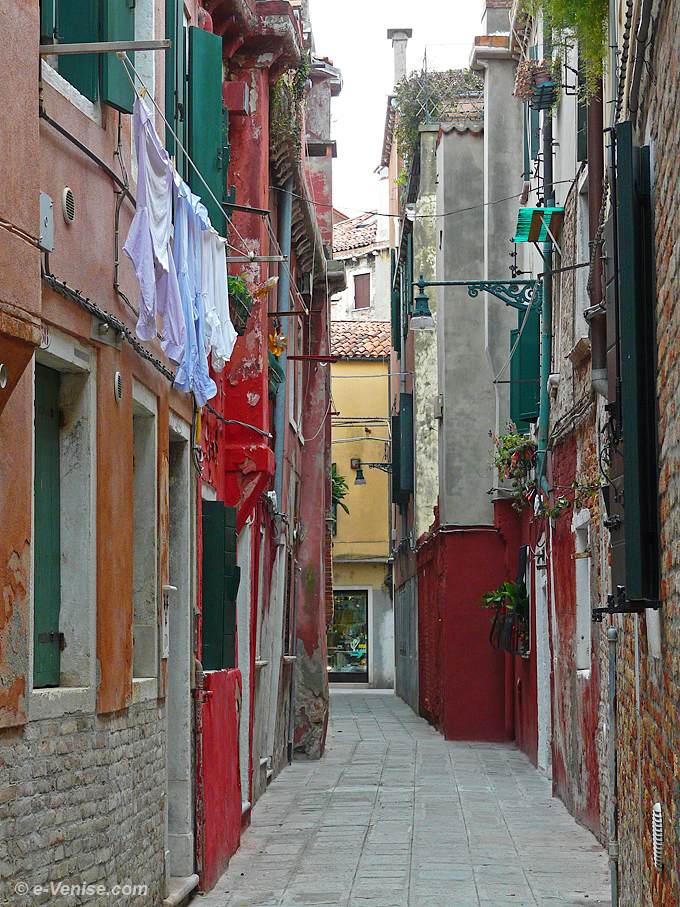 La calle Gritti dans le Castello à Venise