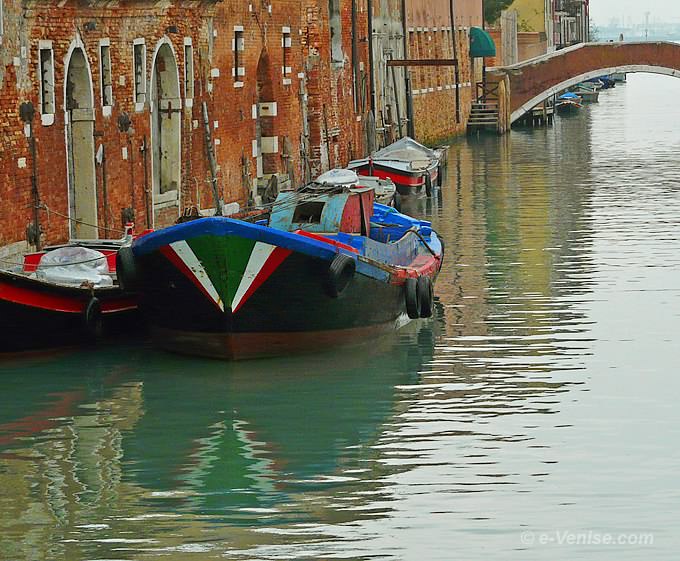 bateau rio de Sant Alvise Cannaregio Venise