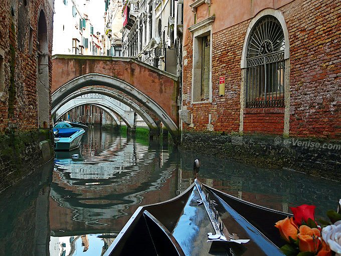 gondoles à Venise
