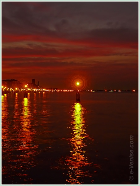 coucher de soleil sur les Fondamenta Nove dans le Castello à Venise