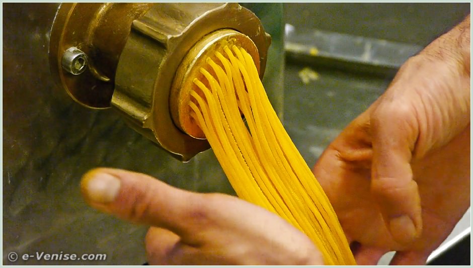 Fabrication du spaghetti