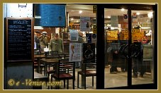 Café sur les Fondamente Nove, dans le sestier du Cannaregio à Venise.