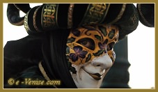 Masques et Costumes Place Saint Marc au Carnaval de Venise 2012