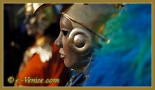 Masques et Costumes Place Saint Marc au Carnaval de Venise 2012