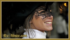 Masques et Costumes Place Saint Marc au Carnaval de Venise 2012