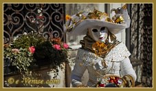 Masques et costumes du Carnaval de Venise 2012 le jour du mardi gras