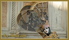 Masques et costumes du Carnaval de Venise 2012 le jour du mardi gras