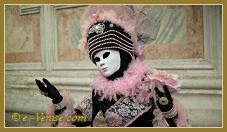 Masques et costumes du Carnaval de Venise 2012 le jour du mardi gras