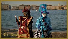 Masques et costumes du Carnaval de Venise 2012 le jour du mardi gras