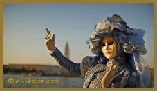 Masques et costumes du Carnaval de Venise 2012 le jour du mardi gras