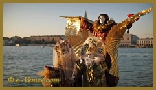 Masques et costumes du Carnaval de Venise 2012 le jour du mardi gras