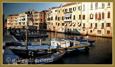 Le Canal de la Misericordia, dans le sestier du Cannaregio à Venise.