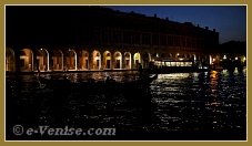 Le Fabriche Nove, sur le Grand Canal, dans le sestier de San Polo à Venise.