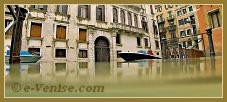 Acqua Alta Venise 1er Nov. 2012 : Le rio et la Fondamenta San Severo, impossible à distinguer l'un de l'autre ! Dans le Sestier du Castello à Venise.