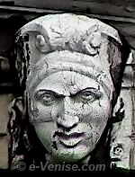 Sculpture Pont Soupirs