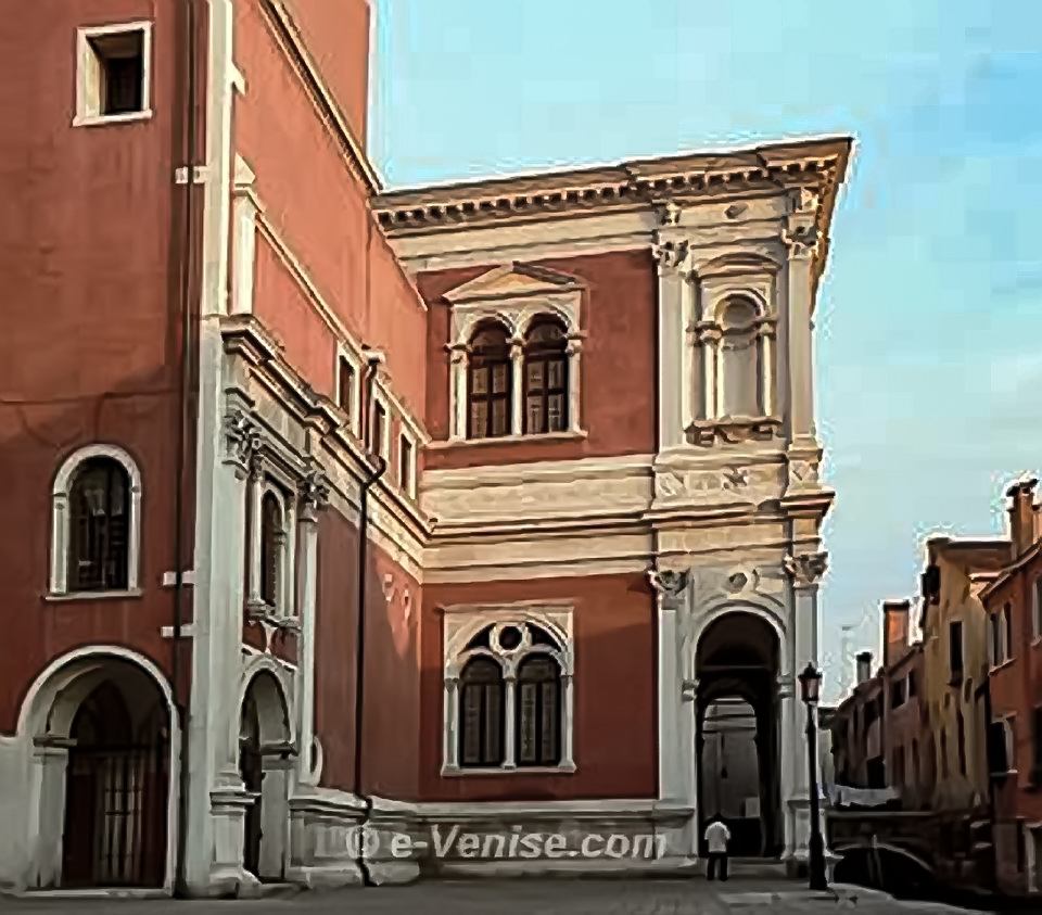 Façade arrière de la Scuola Grande San Rocco à Venise. Façade arrière de la Scuola Grande San Rocco à Venise.