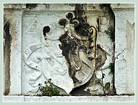 Blason sur le portail d'entrée du bâtiment du Bucintoro dans l'Arsenal de Venise.