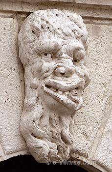 Le Mascherone du Campanile de Santa Maria Formosa