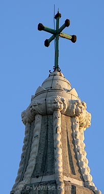 Campanile de Santa Maria Formosa, meringues ou cierge ?