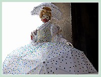 Carnaval de Venise 2009 : la belle aux ombrelles