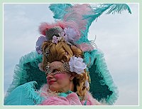 Carnaval de Venise : belle en plumes et en pastels