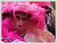 Carnaval de Venise : beaux yeux au milieu des roses