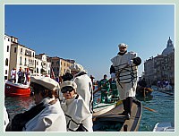 Carnaval de Venise 2010 - Le Carnaval en bateau des Vénitiens et le vol de la Pantegana