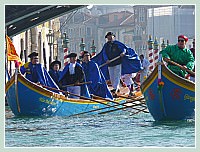 Carnaval de Venise 2010 - Le Carnaval en bateau des Vénitiens et le vol de la Pantegana