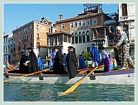 Carnaval de Venise 2010 - Le Carnaval en bateau des Vénitiens et le vol de la Pantegana