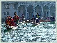 Carnaval de Venise 2010 - Le Carnaval en bateau des Vénitiens et le vol de la Pantegana