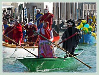 Carnaval de Venise 2010 - Le Carnaval en bateau des Vénitiens et le vol de la Pantegana