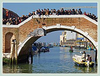 Carnaval de Venise 2010 - Le Carnaval en bateau des Vénitiens et le vol de la Pantegana