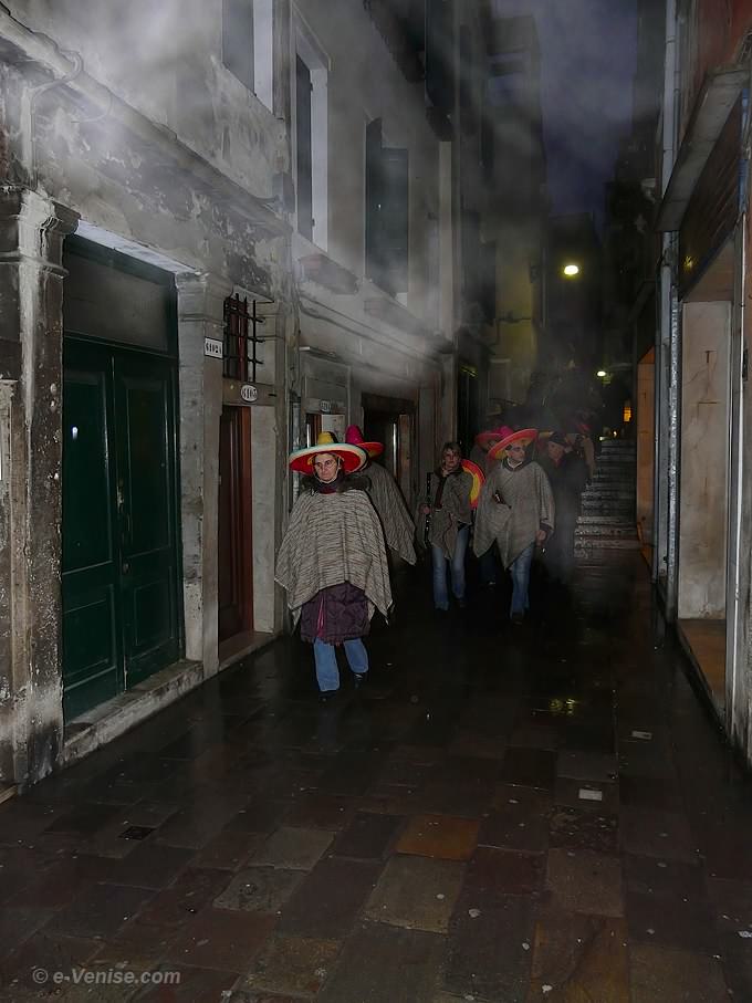 mexicains brouillard carnaval de venise 2008