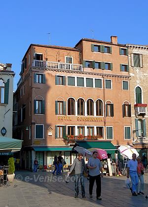 Hôtel Scandinavia à Venise 3 trois étoiles sur le Campo de Santa Maria Formosa