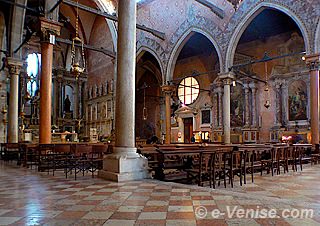 Église Santo Stefano, charme et chaleur des coloris