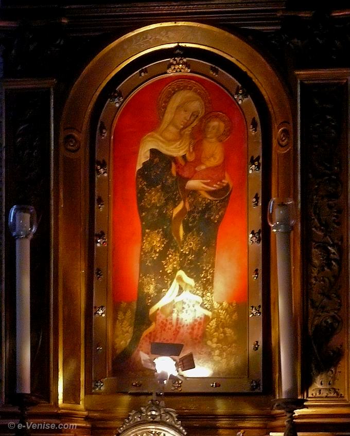 L'Icône Miraculeuse de la Vierge Marie à l'église Santa Maria dei Miracoli de Venise