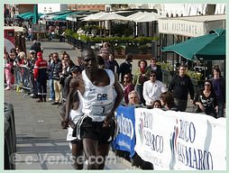 Lomala Joseph Kimosop vainqueur du 23e Marathon de Venise 2008, le VeniceMarathon