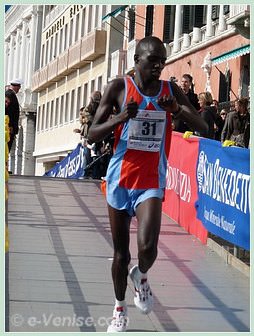 Rotich Gilbert Kibiwot arrivé 9e du 23e Marathon de Venise 2008, le VeniceMarathon