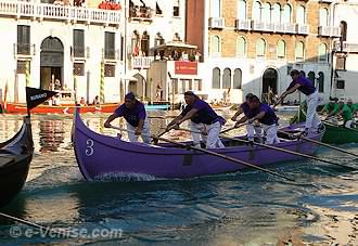 Les Caorline à la Regata Storica - Le bateau du sestiere de Castello