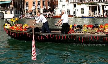Régate historique de Venise 2007 - Légumes et piments !