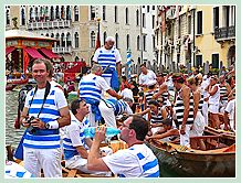 Luca, votre photographe, sur la Disdotona lors de la Regata Storica 2008