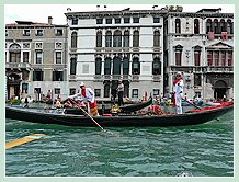 Gondole de Mariage lors du Cortège historique lors de la Regata Storica, la régate historique de Venise 2008