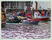 Gloria Rogliani et Debora Scarpa à la Regata des Mascarete à la Regata Storica de Venise 2008
