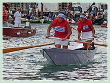 Gloria Rogliani et Debora Scarpa à la Regata des Mascarete à la Regata Storica de Venise 2008
